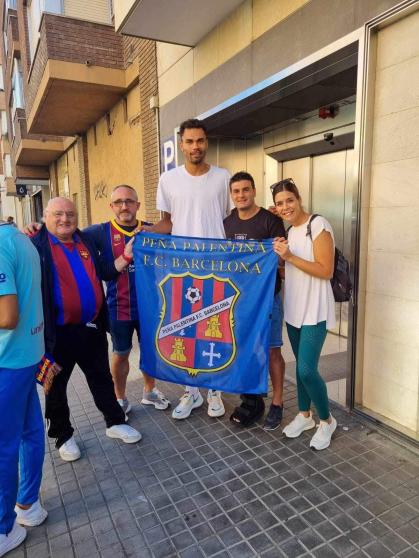 Recepción de la peña Palentina al equipo de basket