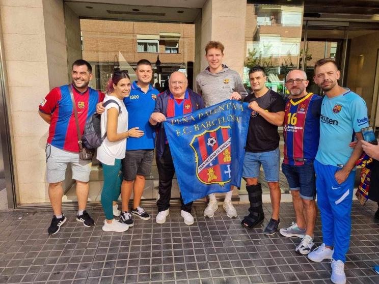 Recepción de la peña Palentina al equipo de basket