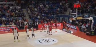 El comentarista acusó a Guduric de fingir