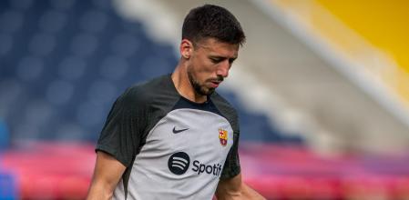 Lenglet, en el entrenamiento del Barça en Montjuïc