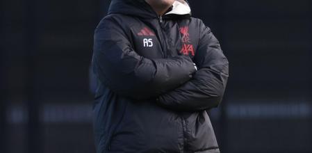 Arne Slot, al límite tras las explosivas declaraciones de Salah