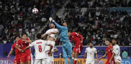 Irán vence a Hong Kong