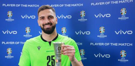 Mamardashvili, MVP del Georgia vs República Checa de parada en parada