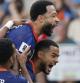 Memphis Depay celebra su histórico gol, marcado tras una asistencia de Cody Gakpo