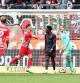 Berisha celebra el gol del Augsburgo ante el Bayern