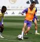 Camavinga y Kroos, en el entrenamiento de este miércoles