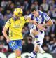 Aguerd lucha con Mata en el Real Sociedad-Las Palmas