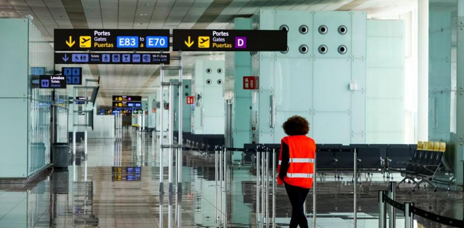 Los motivos por los que EE.UU. vuelve a desaconsejar viajar a España