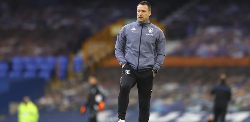 John Terry deja el cuerpo técnico del Aston Villa