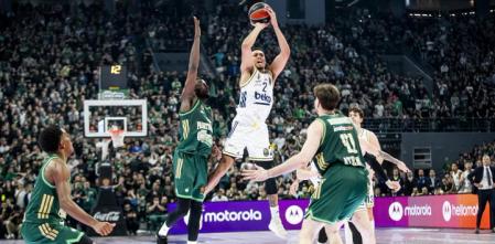 Baldwin consigue la canasta del año para Panathinaikos