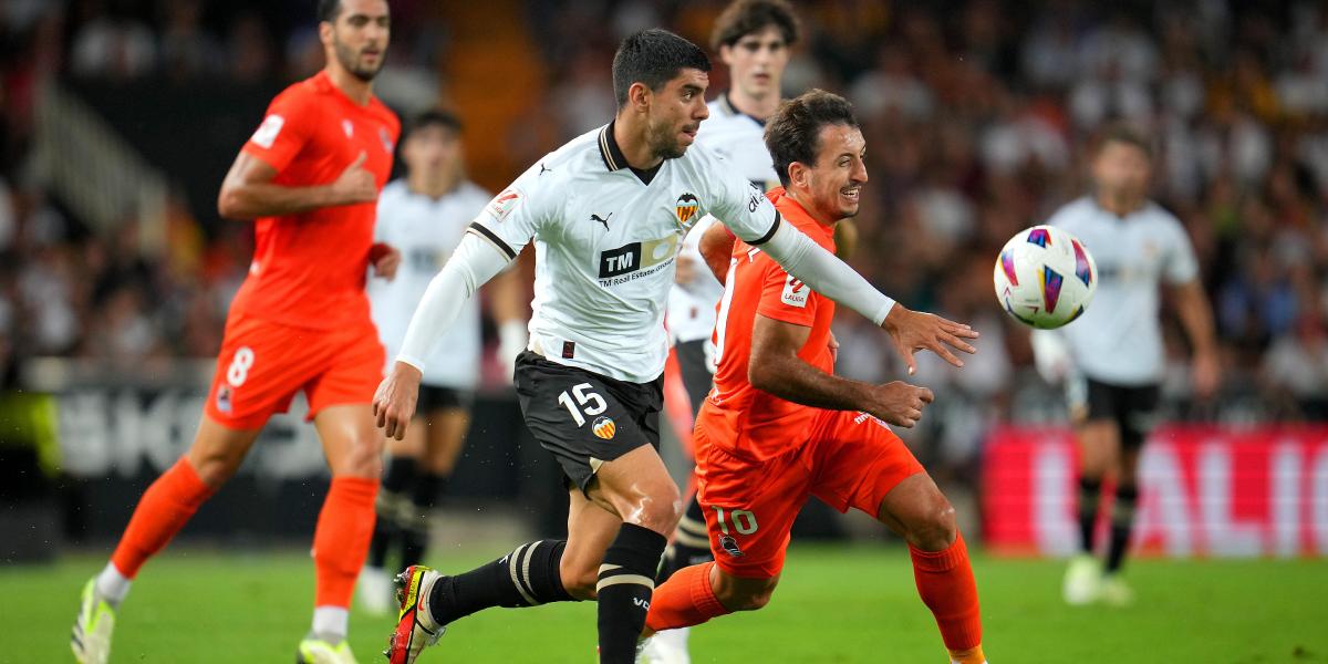 Cenk Özkacar, a un paso del Colonia