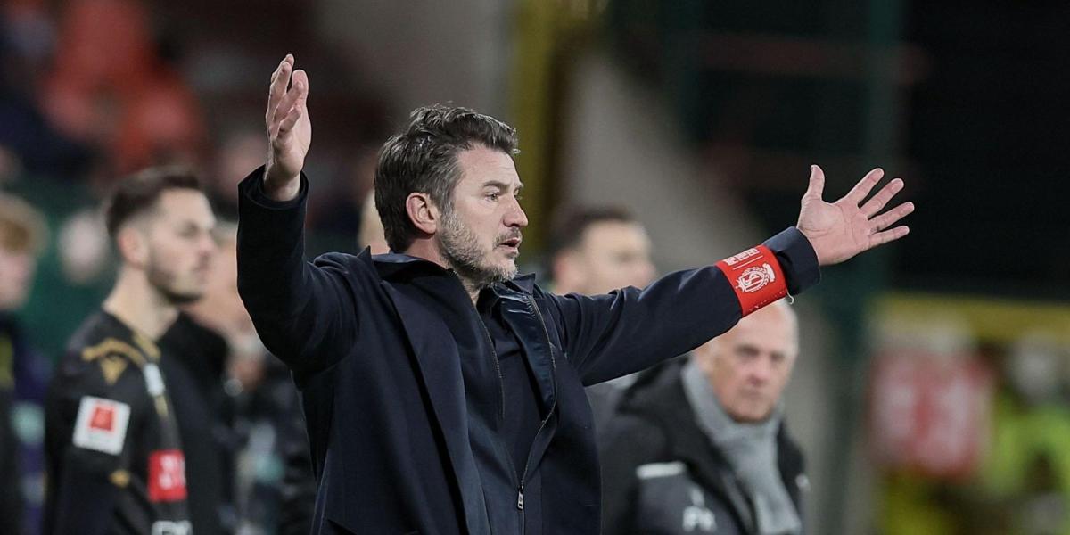 El Standard Lieja echa a su entrenador