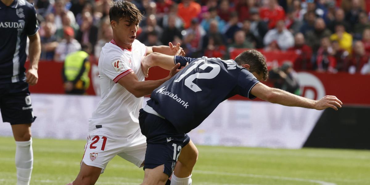 Otro contratiempo para Quique: Óliver Torres es duda