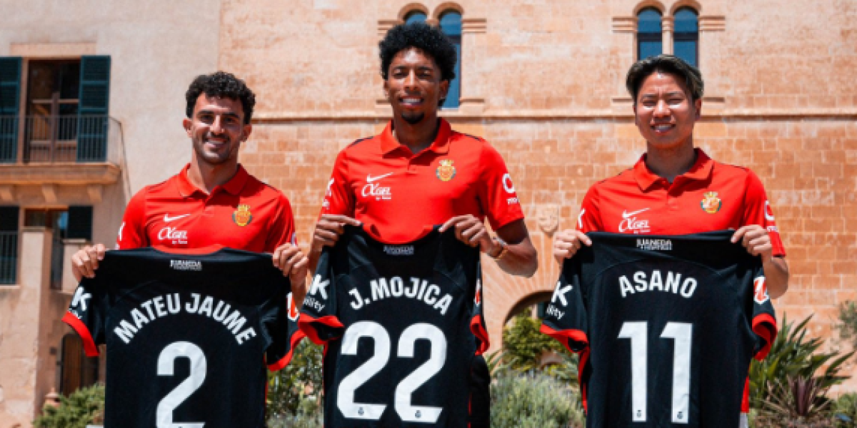 El Mallorca presenta a Mojica, Asano y Mateu Jaume