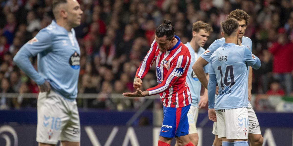 1-1. El Atlético boicotea su asalto al liderato ante un Celta que aprovechó los regalos
