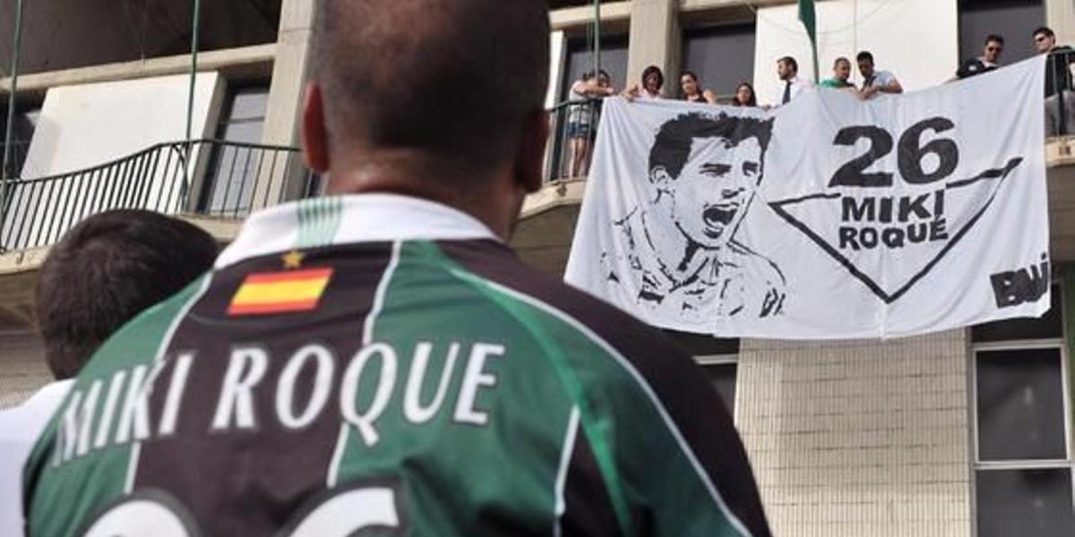 Futbolistas que su número fue retirado