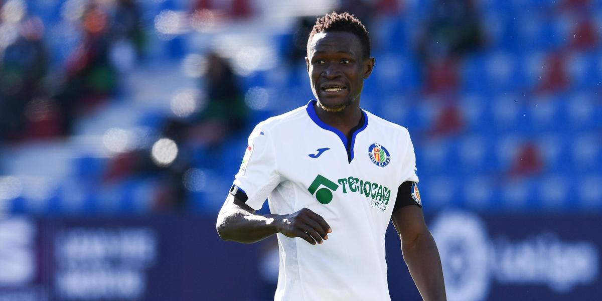 Djené ya es una estrella del rock