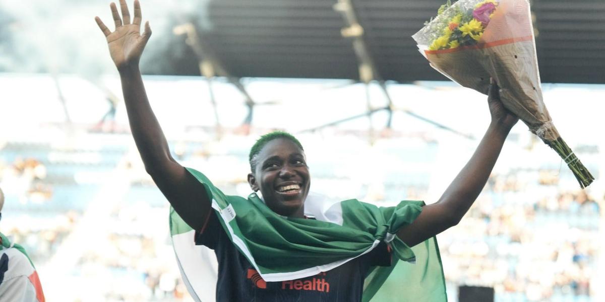 Oshoala cambia de equipo