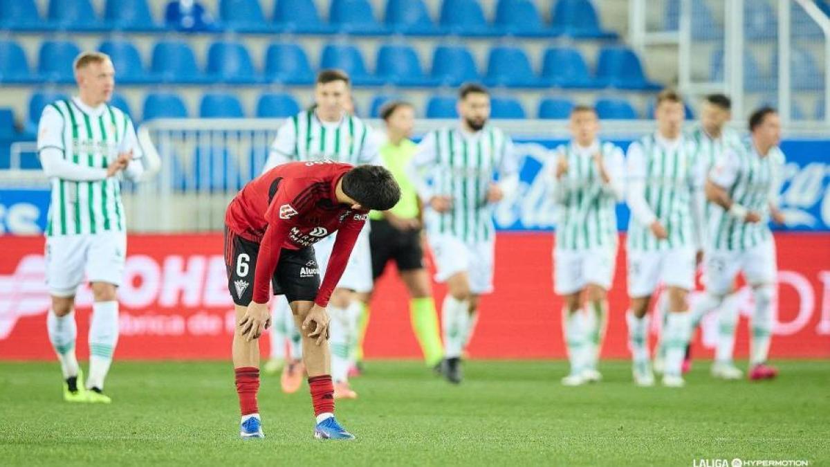 Un final cruel deja al Mirandés sin premio frente al Córdoba