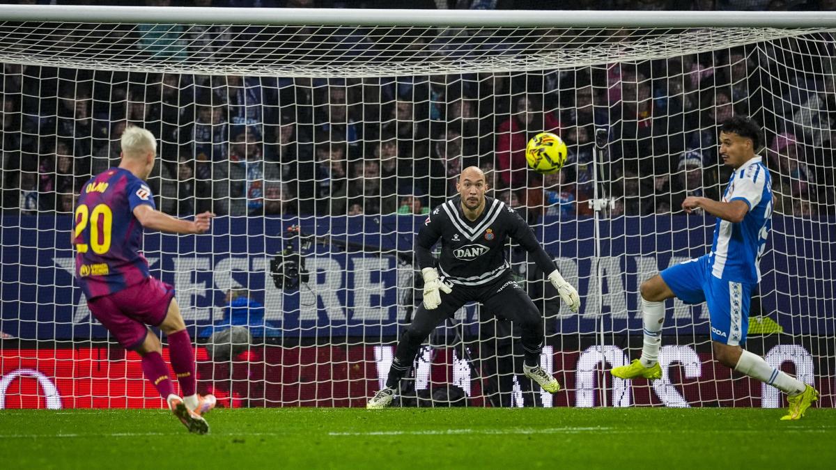 Dani Olmo, tres goles que son nueve puntos para el Barça