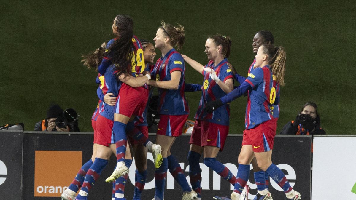 Patri lidera la enésima goleada en un Clásico para llevar al Barça a semifinales