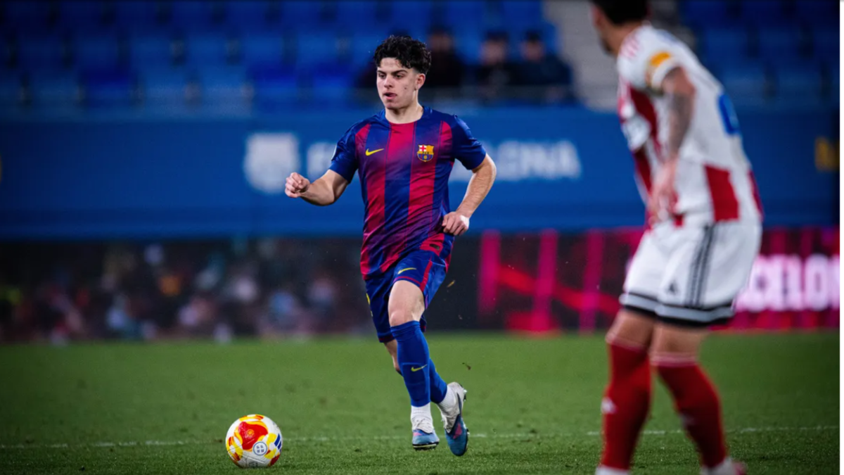 Un plan para Xavi Espart: el no al Racing, la visión de Flick y el sello de Deco