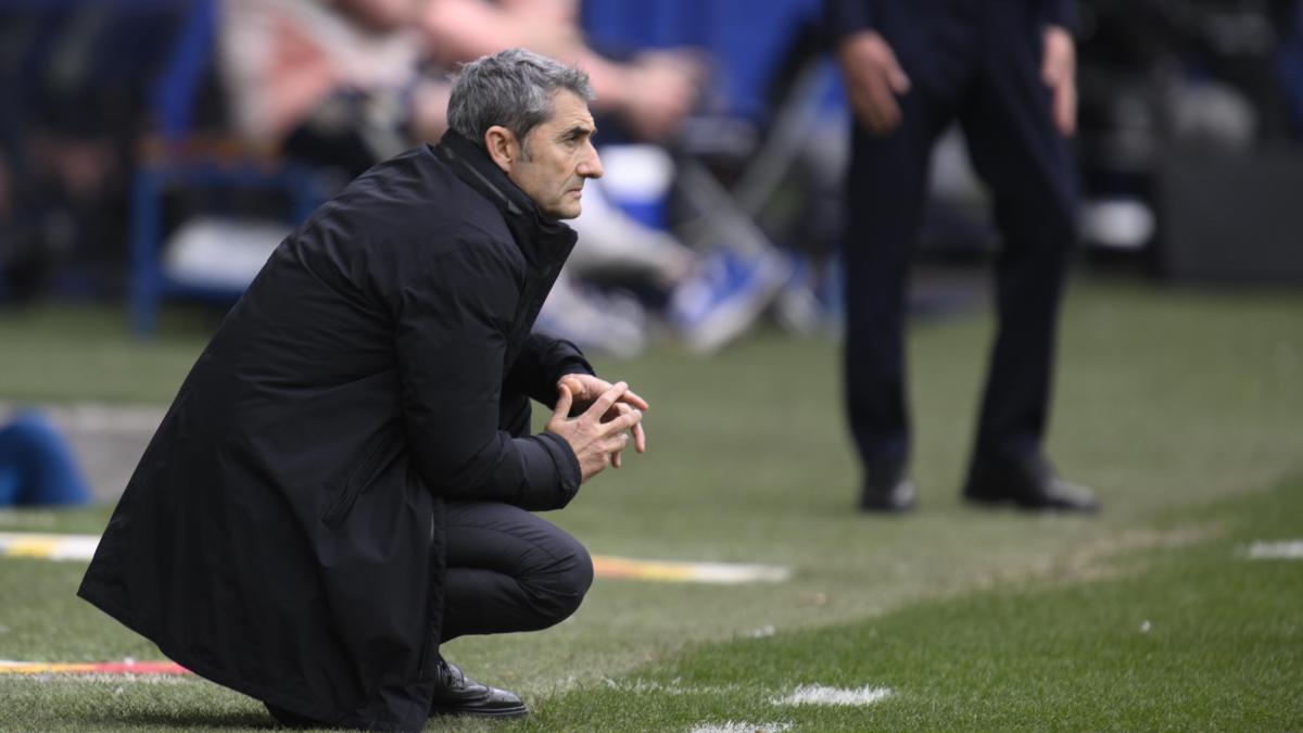 Valverde pidió mejorar la actitud competitiva en el descanso