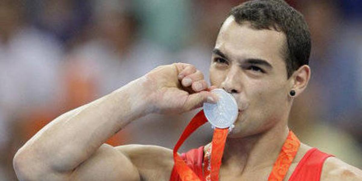 Óscar Casas se meterá en la piel de Gervasio Deferr en una serie sobre su vida