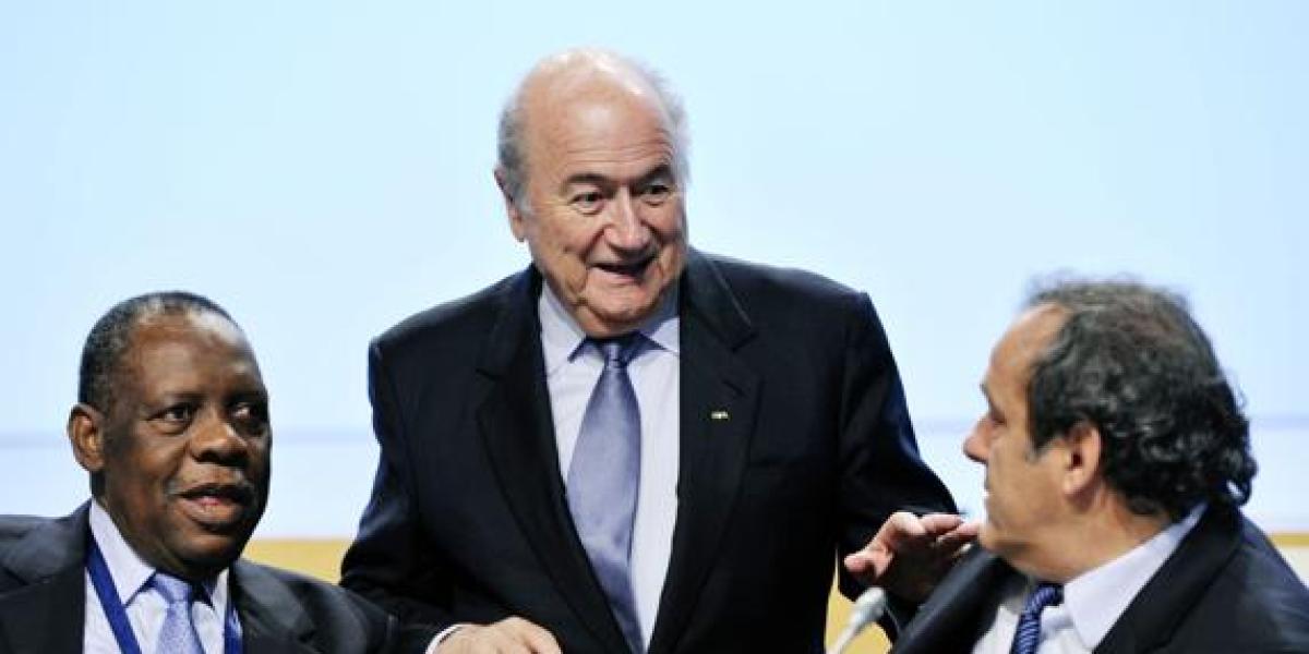 Fallece Issa Hayatou, presidente de la FIFA tras la suspensión de Blatter
