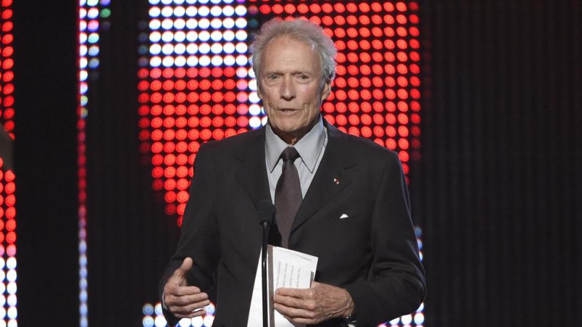 La película de hoy en TV en abierto y gratis: Ed Harris junto a Clint Eastwood con dos de sus siete hijas después de El Hormiguero