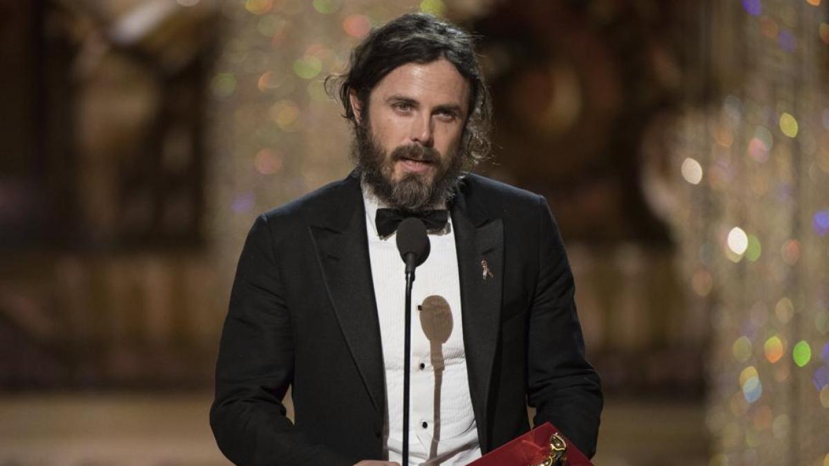Casey Affleck, que no fue a la boda de Ben y Jennifer López, aclara qué piensa de la cantante