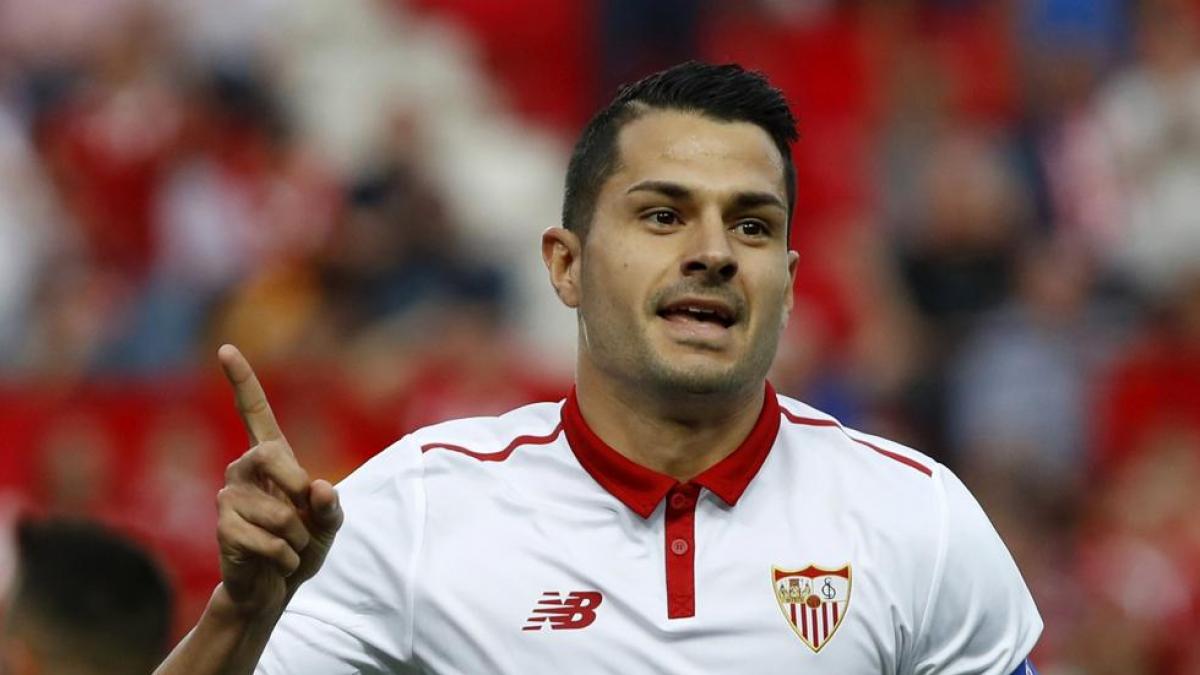 Vitolo: Mis hijos me piden que les ponga vídeos de cuando jugaba en el Sevilla