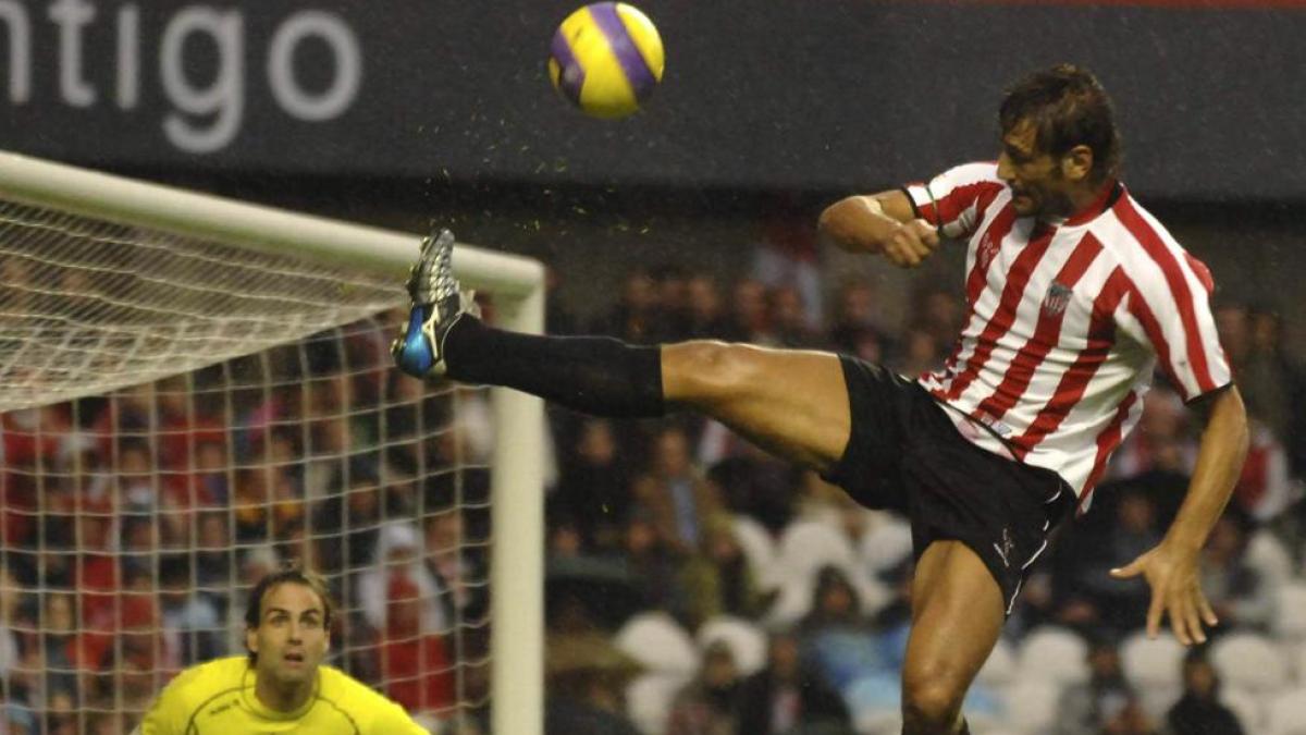 Urzaiz también marcó con el Athletic un gol a lo Haaland o a lo Cruyff
