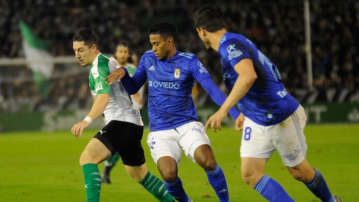 Racing de Santander - Oviedo | resultado, resumen y goles del partido de fútbol de LaLiga Smartbank