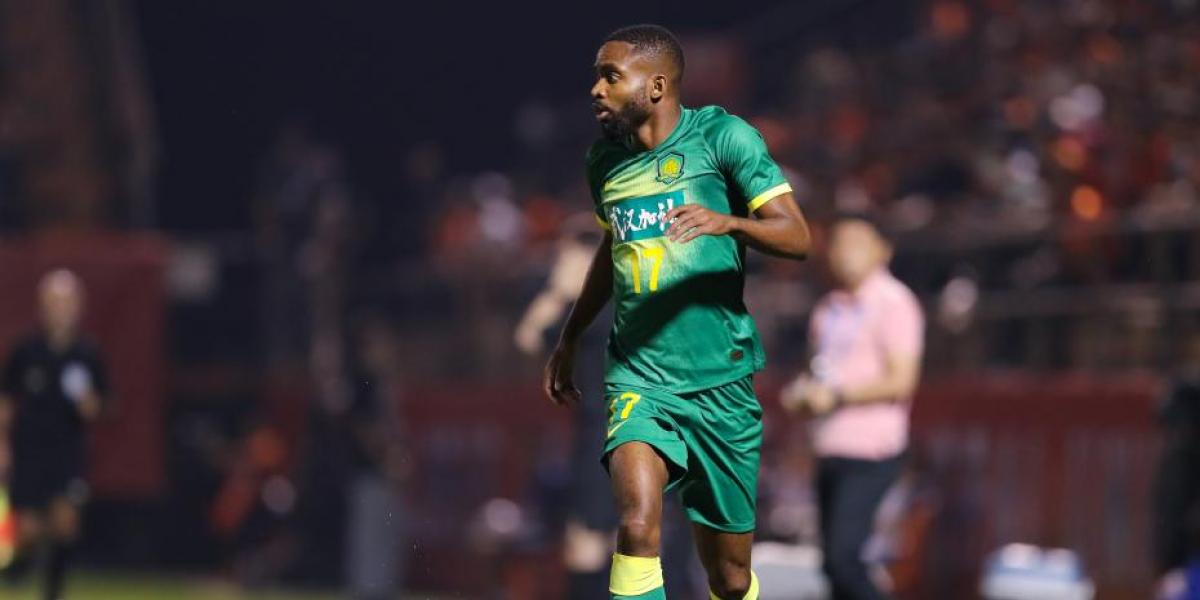 Bakambu, el 9 vinculado al Barça, está libre