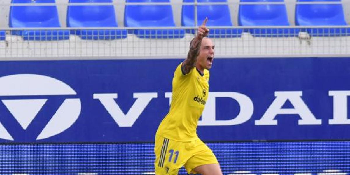 Pombo se marcha cedido por el Cádiz al Oviedo