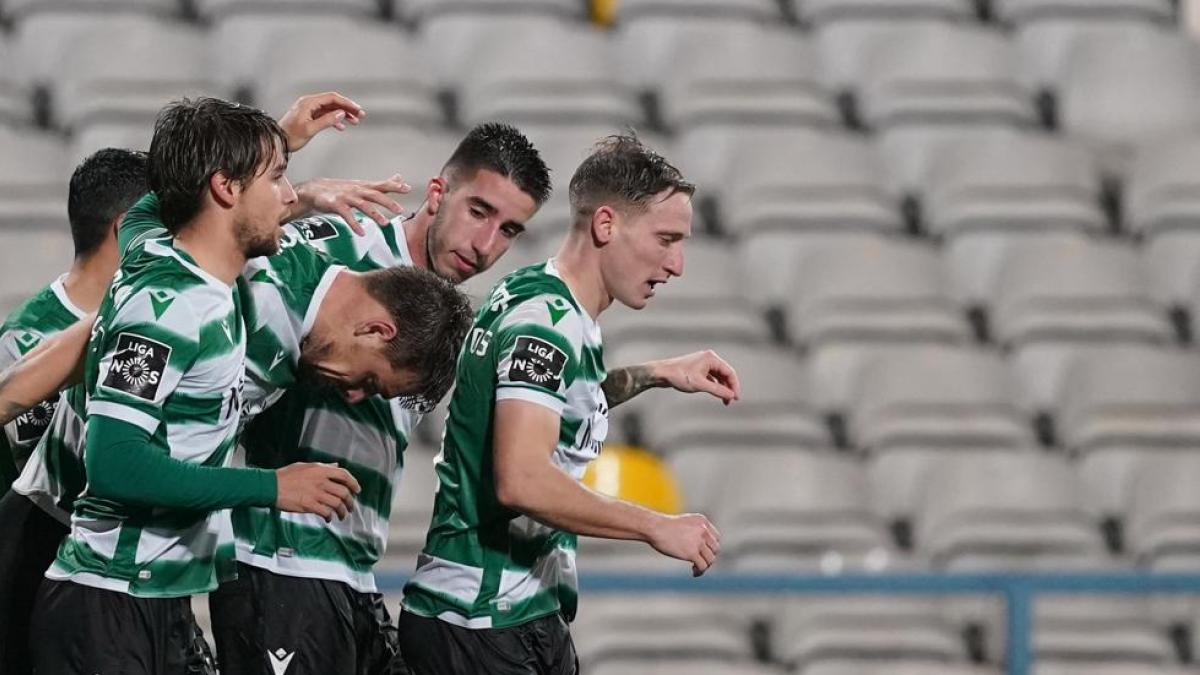 Show del córner en el Besiktas-Sporting