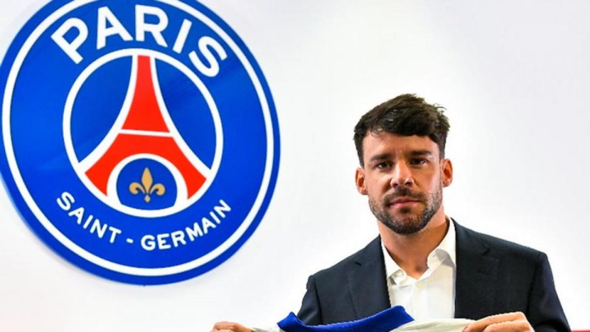 A Bernat no le consta ningún intercambio por Dembélé ni se lo plantea