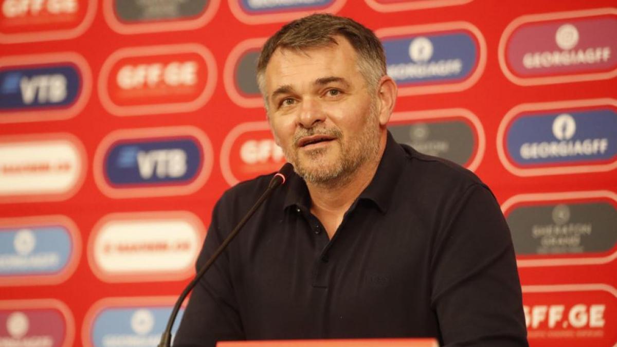 El seleccionador de Georgia espera una mentalidad diferente de su equipo