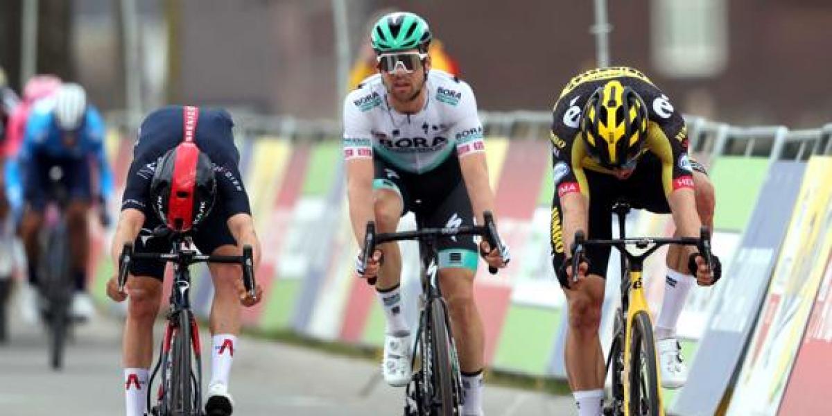 Maximilian Schachmann se retira de la París Niza