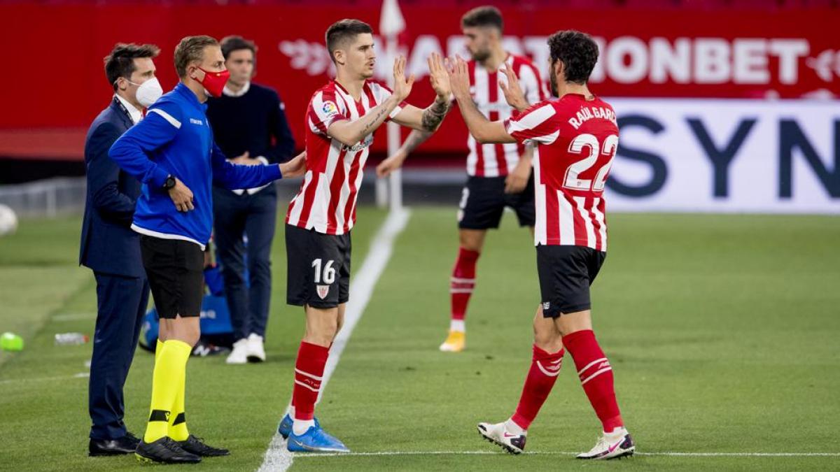 Raúl García entra en el once titular del Athletic frente al Mallorca