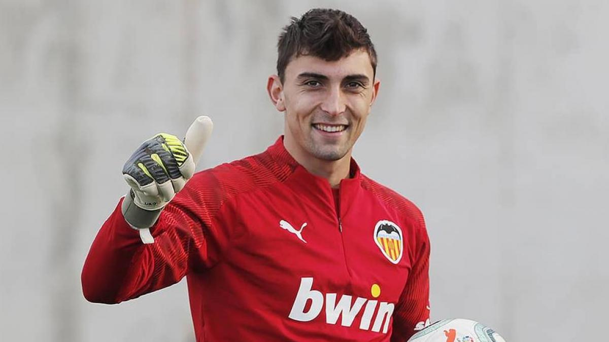 El Valencia arranca con seis jugadores que acaban contrato entre junio de 2024 y 2025