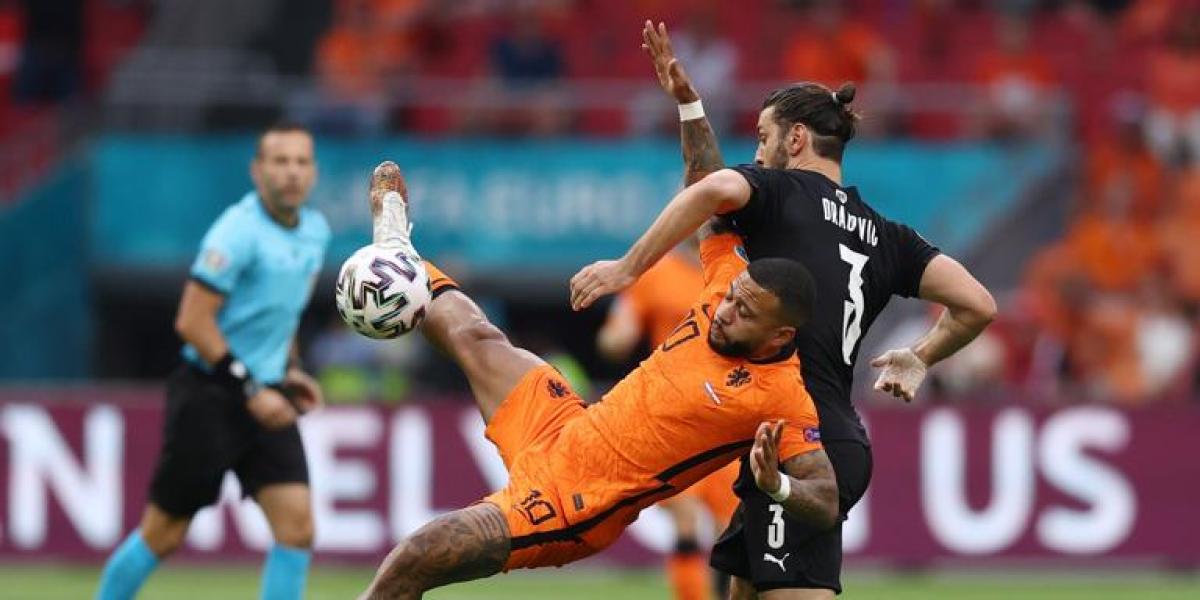 Dragovic puede ser el segundo central tras la llegada de Badé