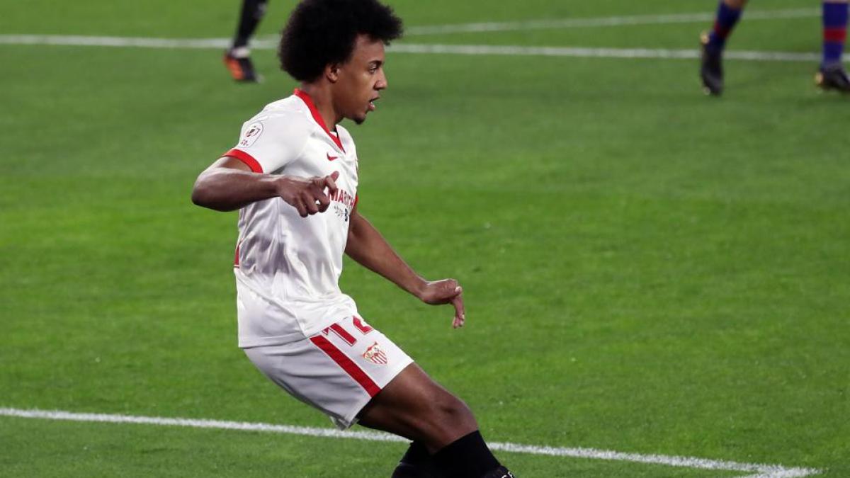 Palo inesperado para el Chelsea en la operación Koundé