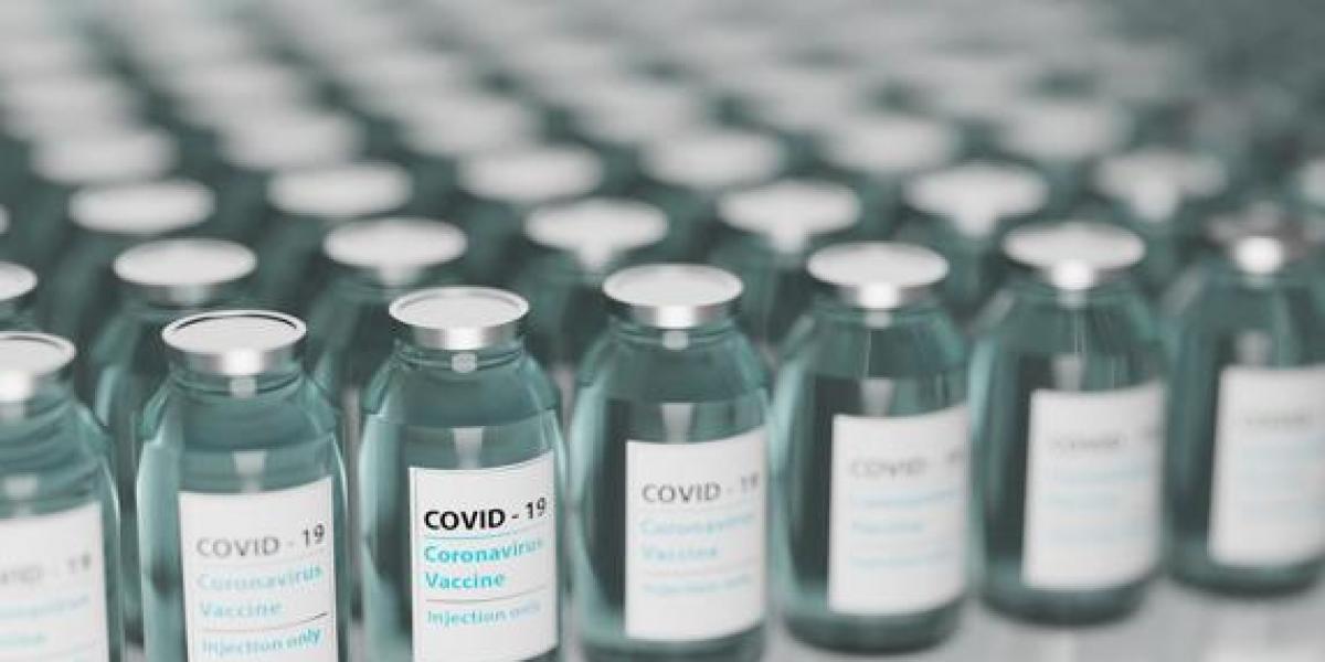 La vacuna de Moderna, más efectiva que Pfizer contra el coronavirus y hospitalizaciones