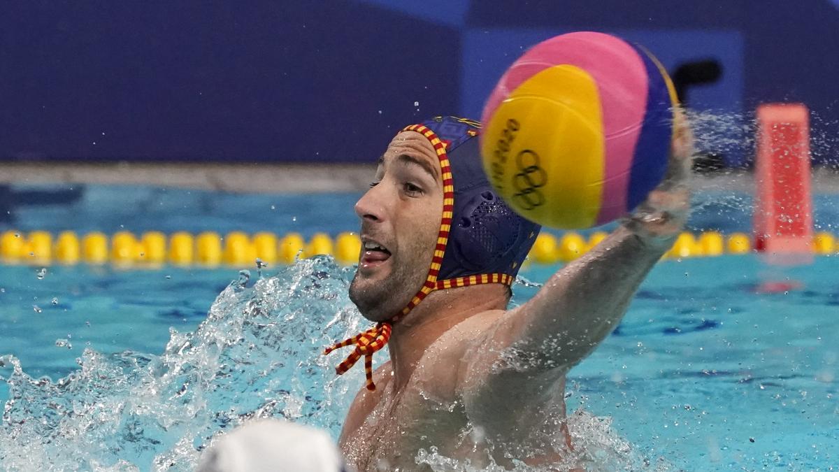 La victoria de España sobre Montenegro en waterpolo, en imágenes