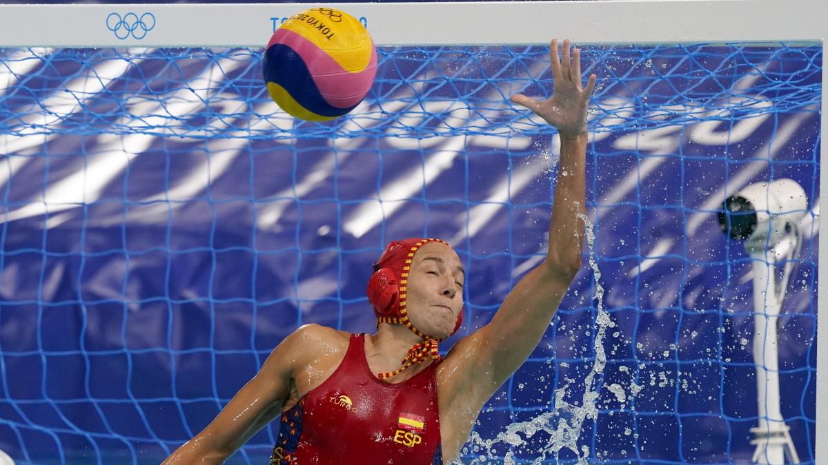 14-13: Primera cicatriz para las españolas