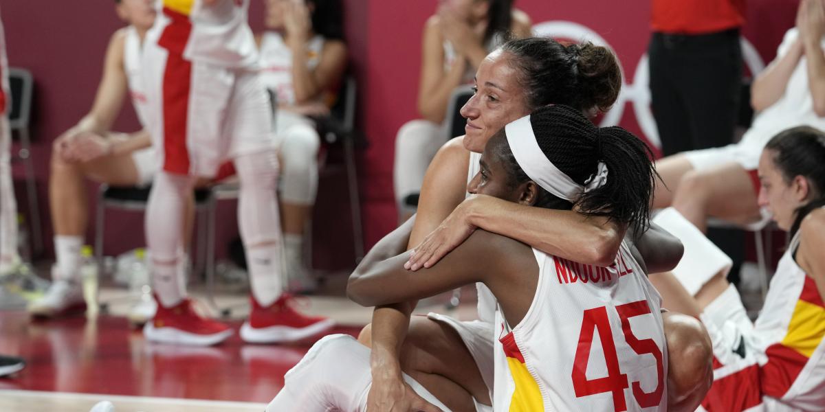 Astou Ndour: Lo siento por Laia, queríamos ganar una medalla por ella