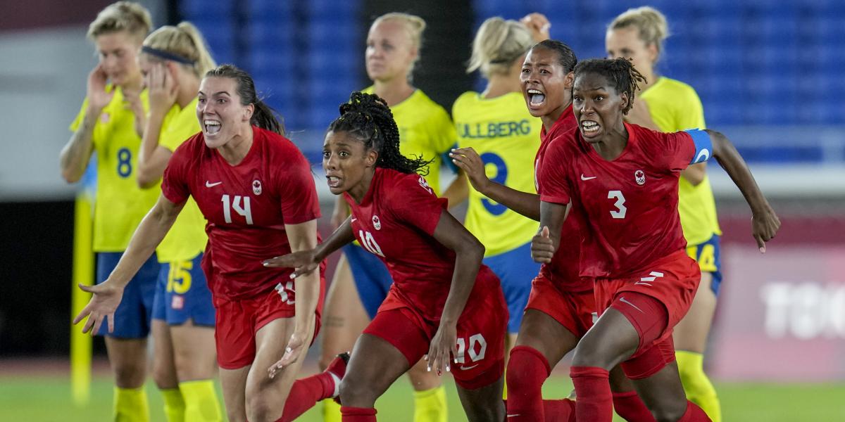 Canadá se cuelga el oro en los penaltis ante Suecia