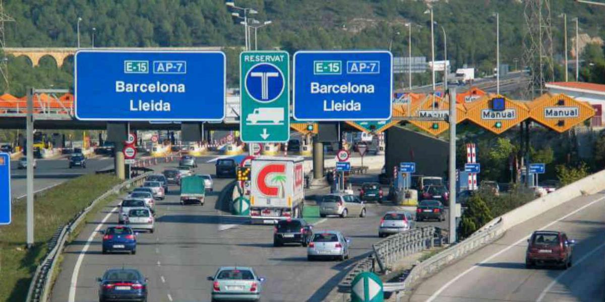 DGT: Los conductores que no pagarán peaje en las autovías